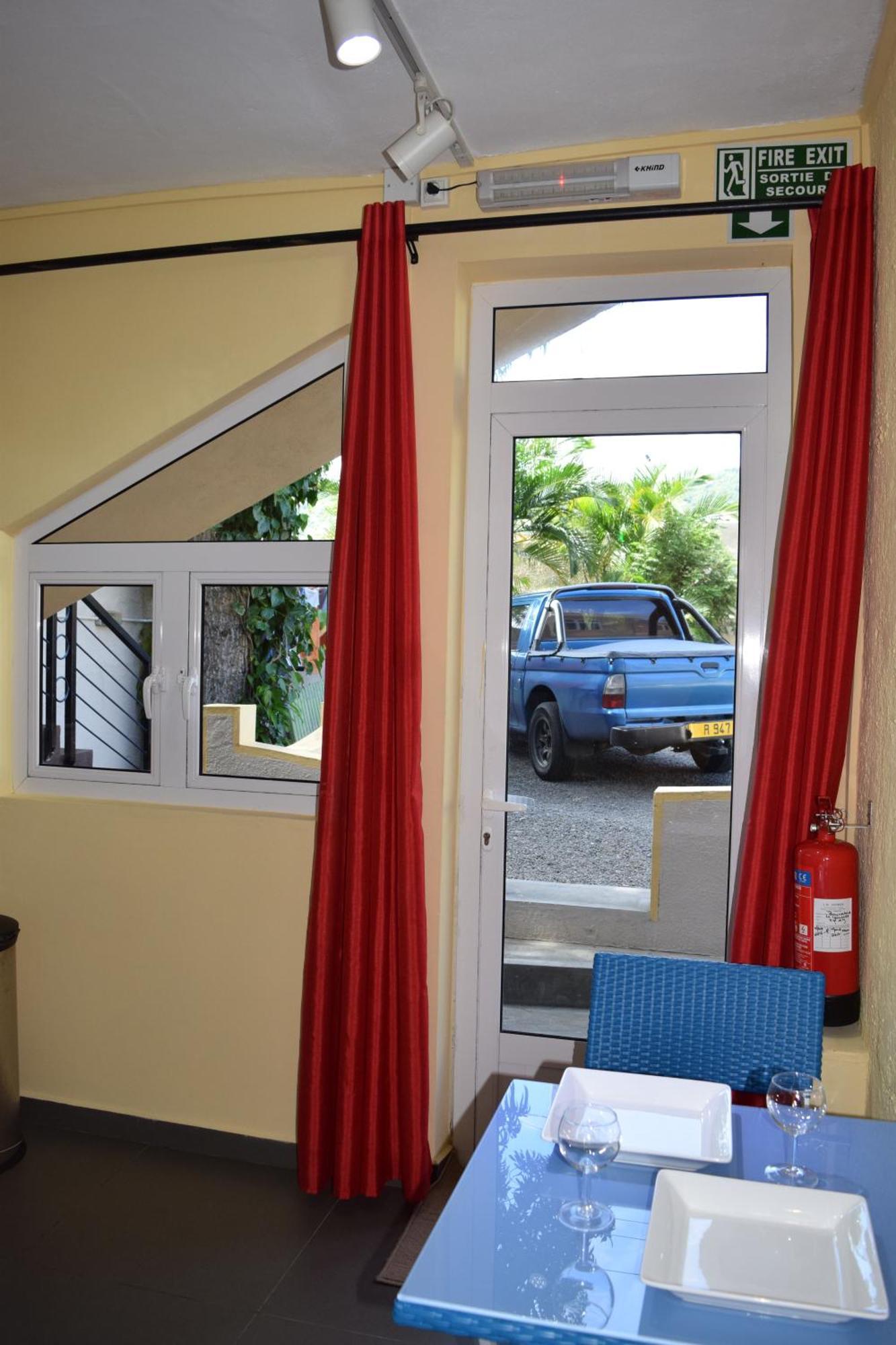 Baywatch Apartment La Gaulette Luaran gambar