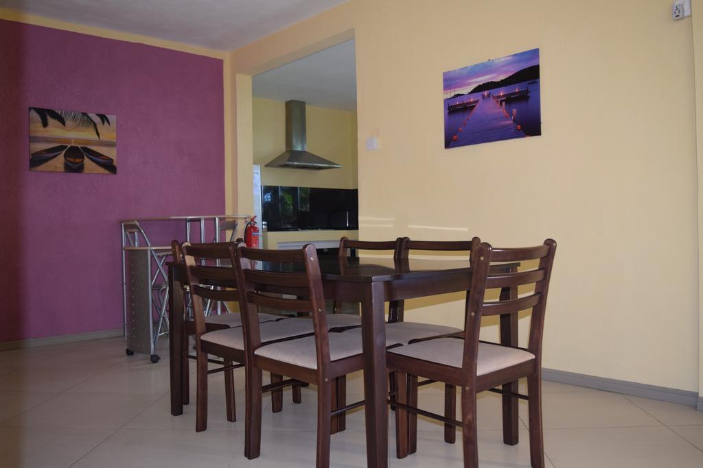 Baywatch Apartment La Gaulette Luaran gambar